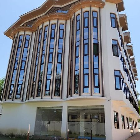 Hotel Zoon Dabb Srinagar Airport Kashmir Eksteriør billede