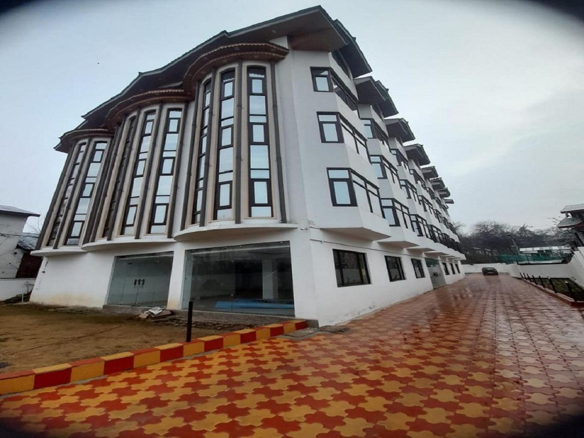 Hotel Zoon Dabb Srinagar Airport Kashmir Eksteriør billede