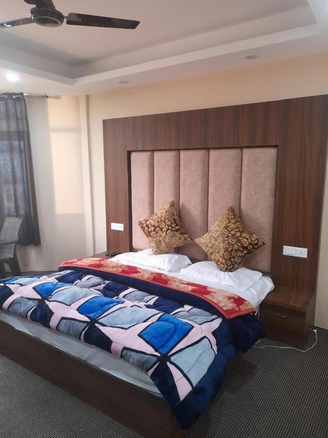 Hotel Zoon Dabb Srinagar Airport Kashmir Eksteriør billede