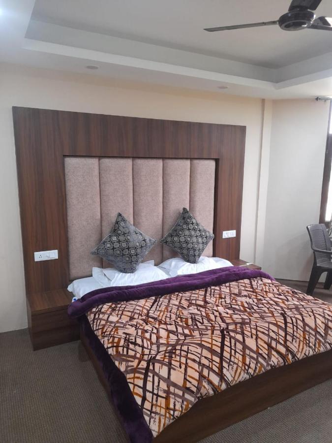 Hotel Zoon Dabb Srinagar Airport Kashmir Eksteriør billede