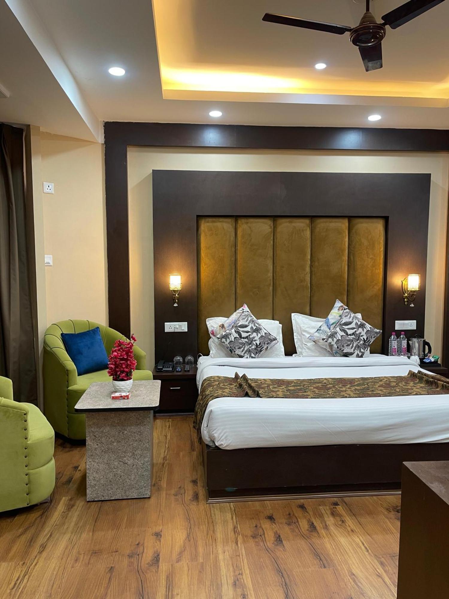 Hotel Zoon Dabb Srinagar Airport Kashmir Eksteriør billede